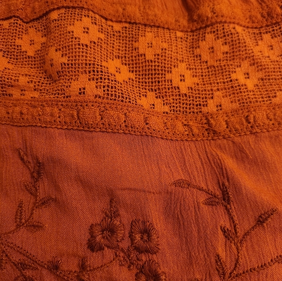 American Eagle medium rust colored long sleeve blouse - Picture 3 of 5